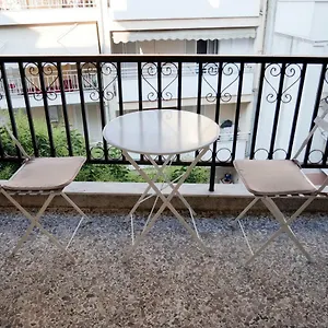 https://apt-ifigenia.hotelschalkidiki.net
